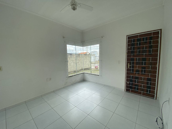 Imagem Casa com 2 Quartos à Venda, 75 m² em Universitário - Tijucas