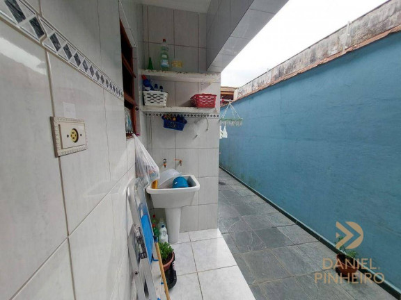 Imagem Casa com 2 Quartos à Venda, 66 m² em Canto Do Forte - Praia Grande