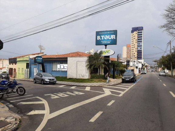 Casa à Venda, 260 m² em Centro - Sorocaba