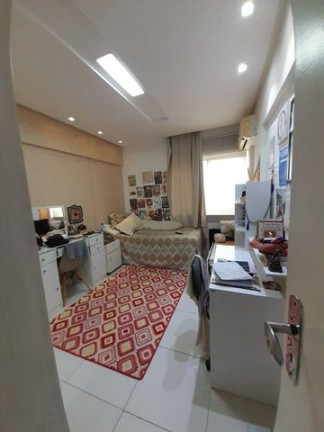 Apartamento com 3 Quartos à Venda, 110 m² em Treze De Julho - Aracaju