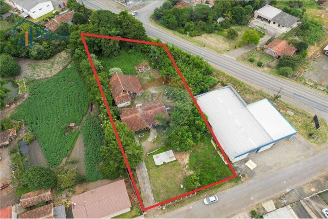 Imagem Casa com 6 Quartos à Venda, 2.790 m² em Vila São João - Irati Imagem Casa com 6 Quartos à Venda, 2.790 m² em Vila São João - Irati