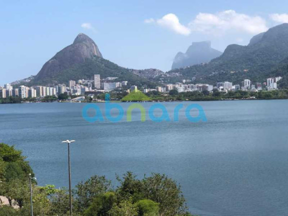 Imagem Cobertura com 4 Quartos à Venda, 518 m² em Lagoa - Rio De Janeiro Imagem Cobertura com 4 Quartos à Venda, 518 m² em Lagoa - Rio De Janeiro