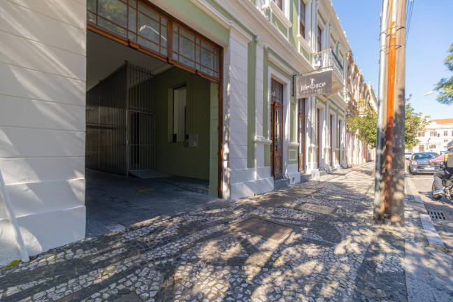 Imagem Apartamento com 1 Quarto para Alugar, 27 m² em Centro - Curitiba