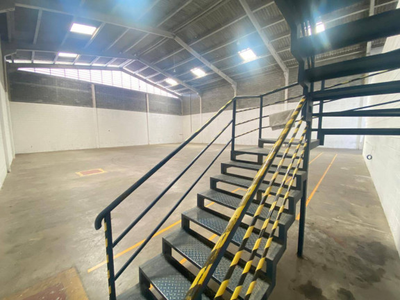 Imagem Galpão para Alugar, 630 m² em Jardim Santa Marta (fazendinha) - Santana De Parnaíba Imagem Galpão para Alugar, 630 m² em Jardim Santa Marta (fazendinha) - Santana De Parnaíba