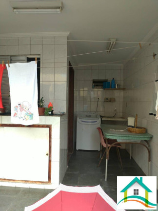 Imagem Sobrado com 2 Quartos à Venda, 206 m² em Vila Pires - Santo André