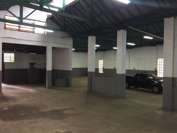 Galpão à Venda, 853 m² em Centro - Limeira