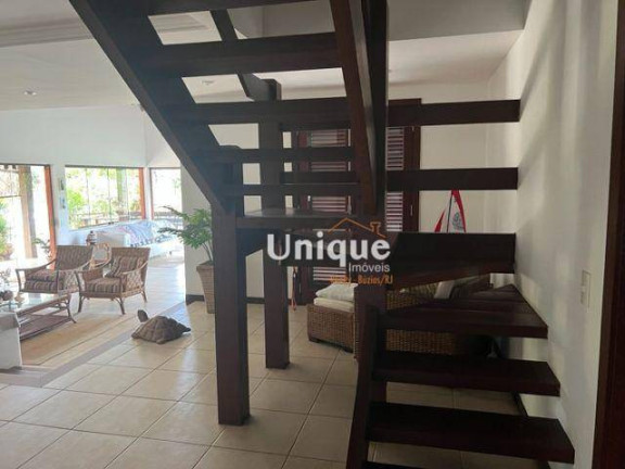 Imagem Casa com 5 Quartos à Venda, 300 m² em Ferradura - Armação Dos Búzios Imagem Casa com 5 Quartos à Venda, 300 m² em Ferradura - Armação Dos Búzios
