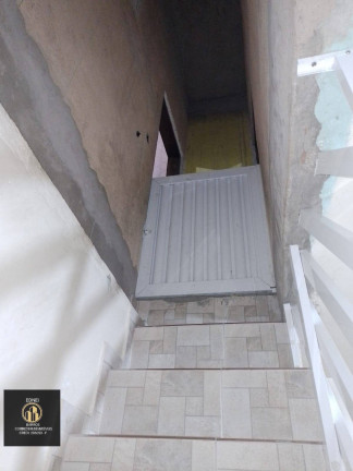 Imagem Sobrado com 3 Quartos à Venda, em Nova Mirim - Praia Grande Imagem Sobrado com 3 Quartos à Venda, em Nova Mirim - Praia Grande