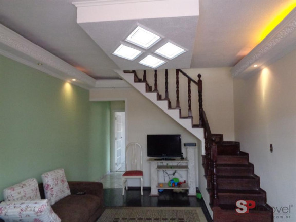 Imagem Casa com 4 Quartos à Venda, 240 m² em Vila Cláudio - Santo André