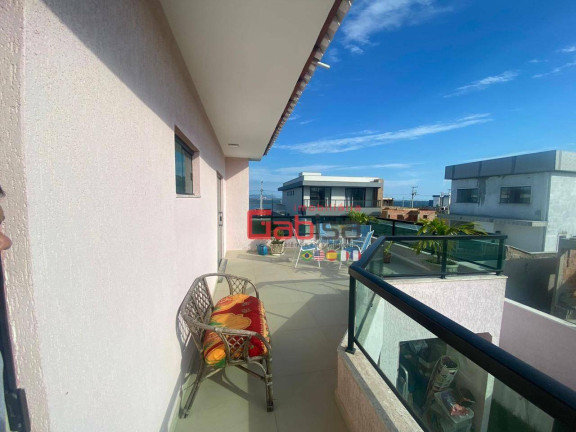 Imagem Casa com 4 Quartos à Venda, 204 m² em Vila Sao Pedro - São Pedro Da Aldeia Imagem Casa com 4 Quartos à Venda, 204 m² em Vila Sao Pedro - São Pedro Da Aldeia