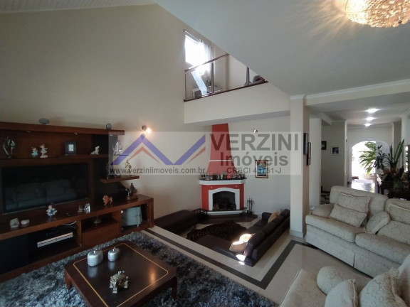 Imagem Casa com 4 Quartos à Venda, 451 m² em Vila Galvão - Guarulhos Imagem Casa com 4 Quartos à Venda, 451 m² em Vila Galvão - Guarulhos