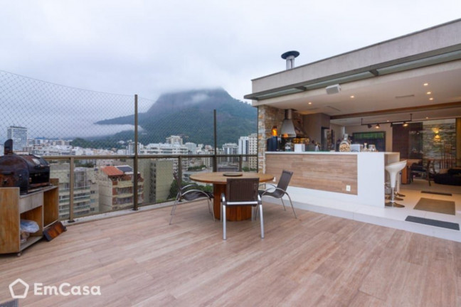 Imagem Imóvel com 5 Quartos à Venda, 252 m² em Botafogo - Rio De Janeiro Imagem Imóvel com 5 Quartos à Venda, 252 m² em Botafogo - Rio De Janeiro