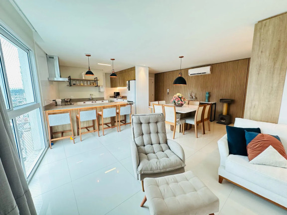 Imagem Apartamento com 3 Quartos à Venda, 126 m² em Centro - Balneário Camboriú