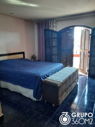 Imagem Casa com 3 Quartos à Venda, 220 m² em Jardim Do Estádio - Santo André Imagem Casa com 3 Quartos à Venda, 220 m² em Jardim Do Estádio - Santo André