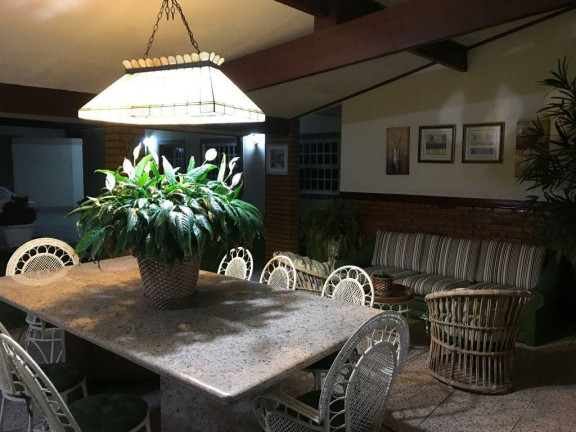 Imagem Casa com 6 Quartos à Venda, 710 m² em Camboinhas - Niterói