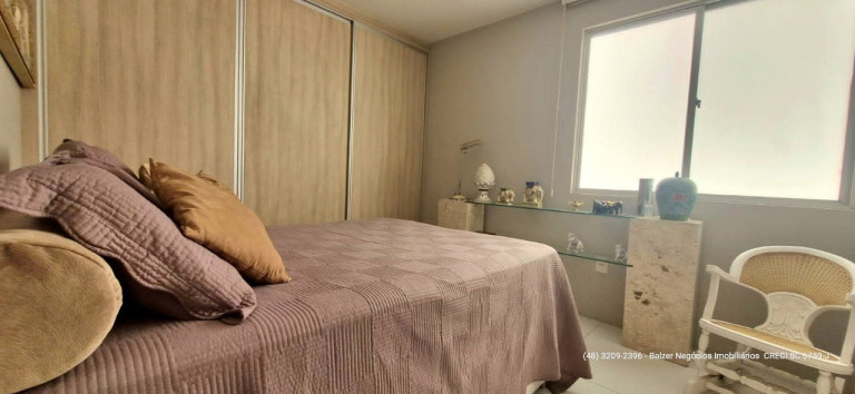 Imagem Apartamento com 2 Quartos à Venda, 144 m² em Centro - Florianópolis Imagem Apartamento com 2 Quartos à Venda, 144 m² em Centro - Florianópolis