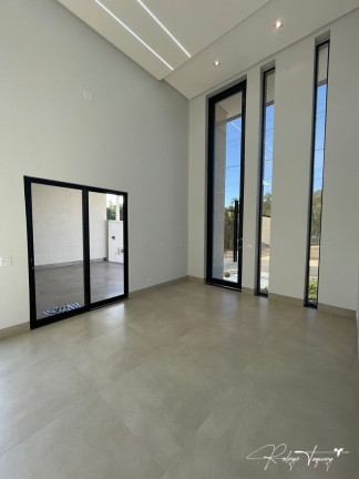 Imagem Casa de Condomínio com 3 Quartos à Venda, 152 m² em Jardins Barcelona - Senador Canedo