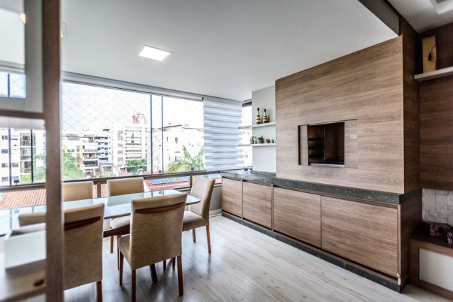 Imagem Cobertura com 3 Quartos à Venda, 241 m² em Jardim Lindóia - Porto Alegre