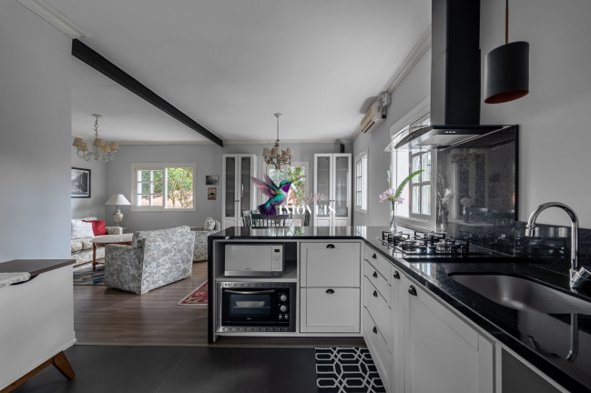 Imagem Casa com 4 Quartos à Venda, 173 m² em Avenida Central - Gramado