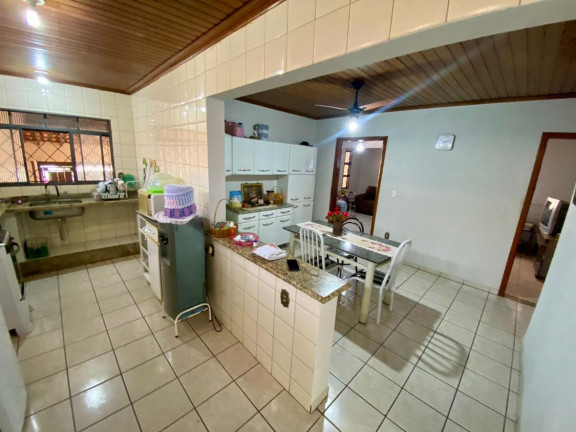Imagem Casa com 3 Quartos à Venda, 213 m² em Vila Parque Das Américas - Lins