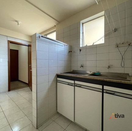 Imagem Apartamento com 2 Quartos à Venda, 120 m²