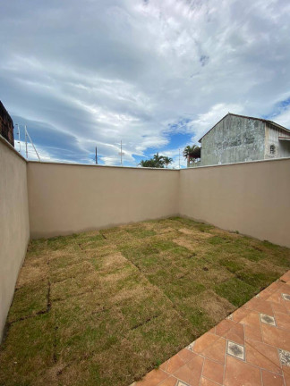 Imagem Casa com 2 Quartos à Venda, 150 m² em Jardim Regina - Itanhaém