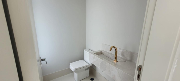 Imagem Casa de Condomínio com 6 Quartos à Venda, 500 m² em Alphaville Empresarial - Barueri Imagem Casa de Condomínio com 6 Quartos à Venda, 500 m² em Alphaville Empresarial - Barueri