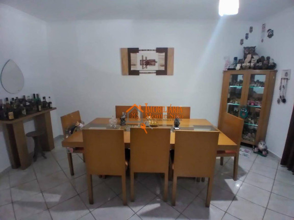 Imagem Casa com 3 Quartos à Venda, 260 m² em Jardim Aida - Guarulhos