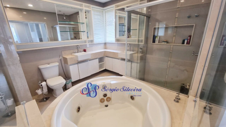 Imagem Casa com 4 Quartos à Venda, 350 m² em Eusébio - Eusébio Imagem Casa com 4 Quartos à Venda, 350 m² em Eusébio - Eusébio