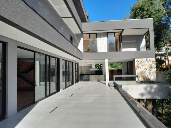 Imagem Casa com 3 Quartos à Venda, 550 m² em Parque Das Artes - Embu Das Artes Imagem Casa com 3 Quartos à Venda, 550 m² em Parque Das Artes - Embu Das Artes
