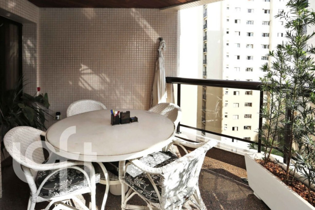 Imagem Apartamento com 3 Quartos à Venda, 156 m² em Moema - São Paulo