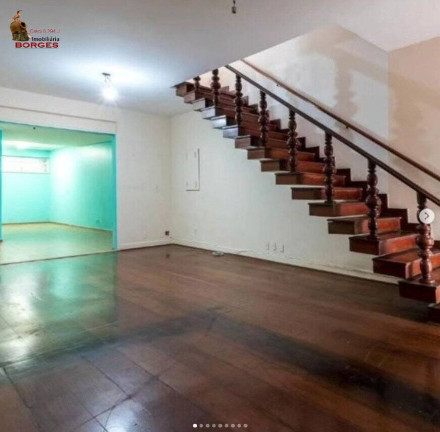 Imagem Casa com 9 Quartos à Venda, 331 m² em Vila Mariana - São Paulo Imagem Casa com 9 Quartos à Venda, 331 m² em Vila Mariana - São Paulo