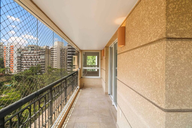Imagem Imóvel com 4 Quartos à Venda, em Jardim Guedala - São Paulo Imagem Imóvel com 4 Quartos à Venda, em Jardim Guedala - São Paulo
