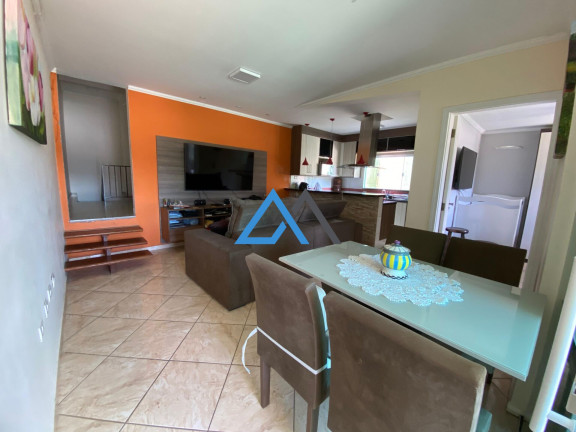 Imagem Casa com 6 Quartos à Venda, 230 m² em Luiz Fagundes - Mairiporã Imagem Casa com 6 Quartos à Venda, 230 m² em Luiz Fagundes - Mairiporã