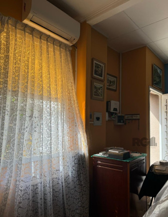 Imagem Casa com 3 Quartos à Venda, 281 m² em Cidade Baixa - Porto Alegre Imagem Casa com 3 Quartos à Venda, 281 m² em Cidade Baixa - Porto Alegre