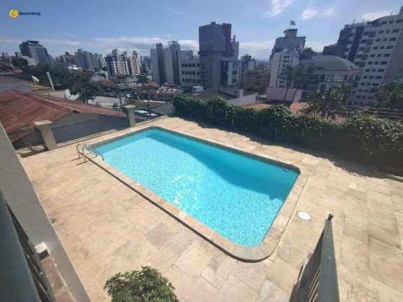 Imagem Casa com 4 Quartos à Venda, 536 m² em Centro - Florianópolis