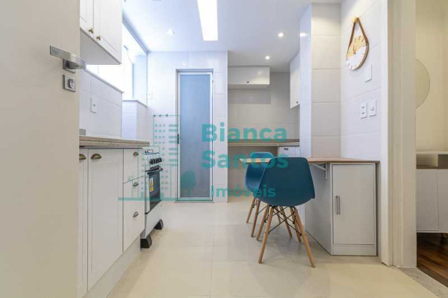 Imagem Apartamento com 2 Quartos à Venda, 80 m² em Copacabana - Rio De Janeiro