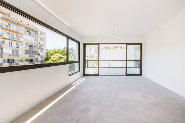 Imagem Apartamento com 3 Quartos à Venda, 124 m² em Petrópolis - Porto Alegre Imagem Apartamento com 3 Quartos à Venda, 124 m² em Petrópolis - Porto Alegre