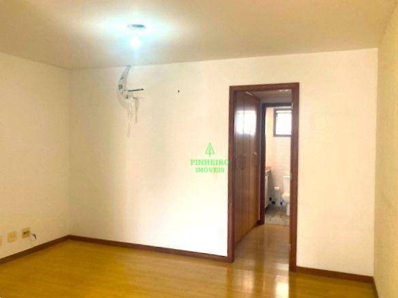 Imagem Apartamento com 3 Quartos à Venda, 124 m² em Icaraí - Niterói