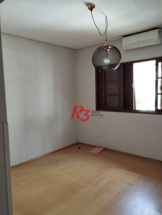 Imagem Sobrado com 4 Quartos à Venda, 247 m² em José Menino - Santos