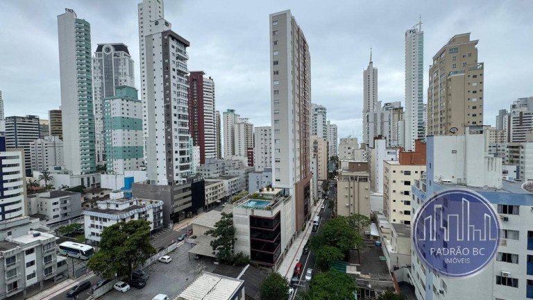 Imagem Cobertura com 3 Quartos à Venda, 180 m² em Centro - Balneário Camboriú