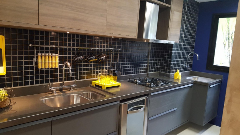 Imagem Apartamento com 3 Quartos à Venda, 183 m² em Menino Deus - Porto Alegre Imagem Apartamento com 3 Quartos à Venda, 183 m² em Menino Deus - Porto Alegre