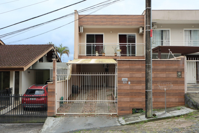 Casa com 3 Quartos à Venda, 140 m² em Escola Agrícola - Blumenau