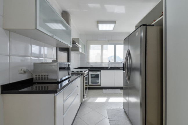 Imagem Apartamento com 3 Quartos à Venda, 131 m² em Enseada - Guarujá