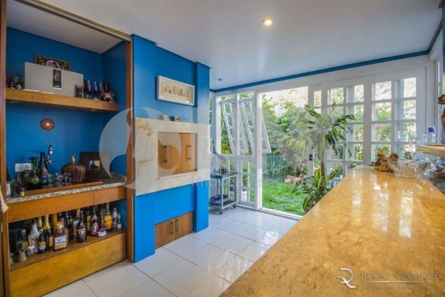 Imagem Imóvel com 3 Quartos à Venda, 280 m² em Chácara Das Pedras - Porto Alegre