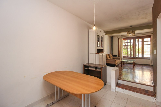 Imagem Casa com 2 Quartos à Venda, 95 m² em Cavalhada - Porto Alegre