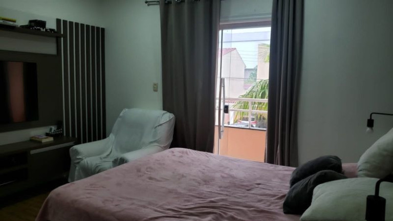 Imagem Casa com 5 Quartos à Venda, 210 m² em São José Operário - Manaus