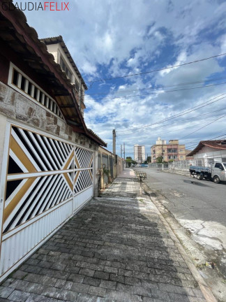 Imagem Casa com 3 Quartos à Venda, 123 m² em Maracanã - Praia Grande