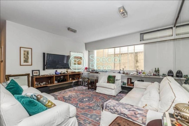 Apartamento com 3 Quartos à Venda, 200 m² em Jardim América - São Paulo