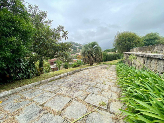 Imagem Casa com 7 Quartos à Venda, 280 m² em Araras - Teresópolis Imagem Casa com 7 Quartos à Venda, 280 m² em Araras - Teresópolis